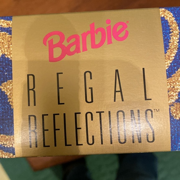 Barbie Regal Reflections NIB - Picture 5 of 5